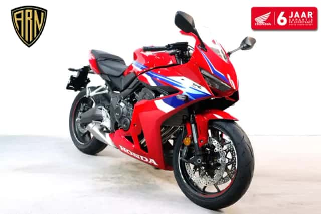 Honda CBR650R (2026) thumbnail 2