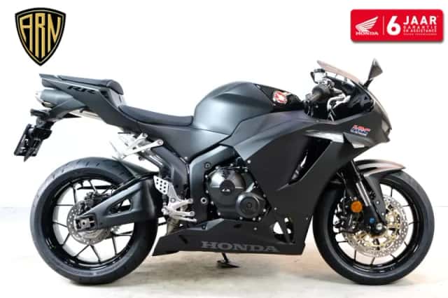 Honda CBR600RR (2026) thumbnail 1