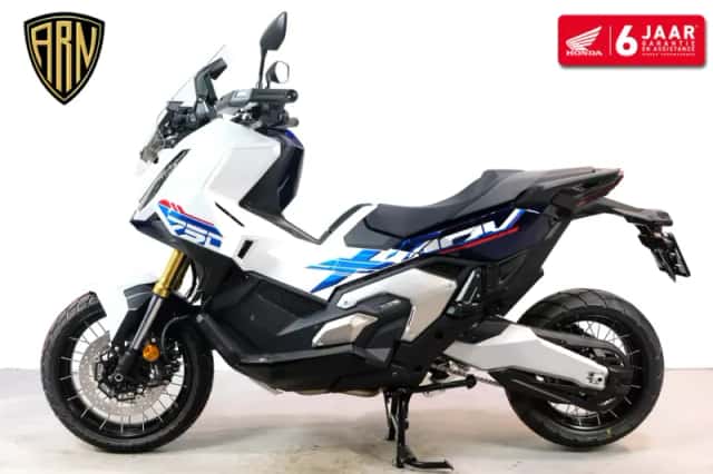 Honda X ADV (2026) thumbnail 3