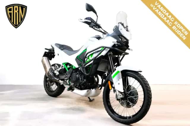Kawasaki KLE500 SE (2026) thumbnail 2
