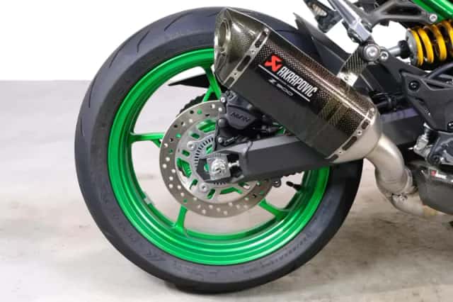 Kawasaki Z900 SE (2026) thumbnail 6