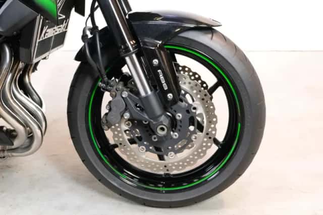 Kawasaki Z800 (2016) thumbnail 4