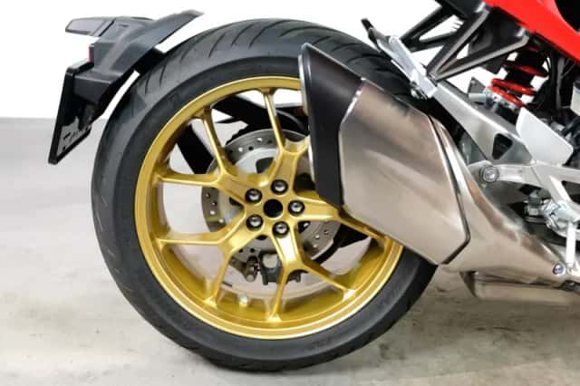 Honda CB1000R (2020) thumbnail 6