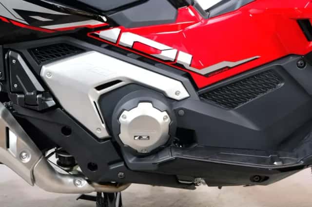 Honda X-ADV (2027) thumbnail 5