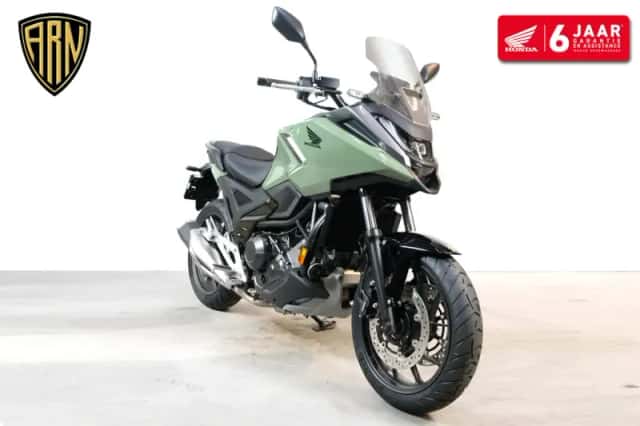 Honda NC750X (2026) thumbnail 2