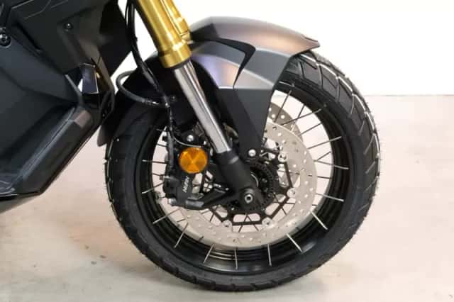 Honda X-ADV (2027) thumbnail 4