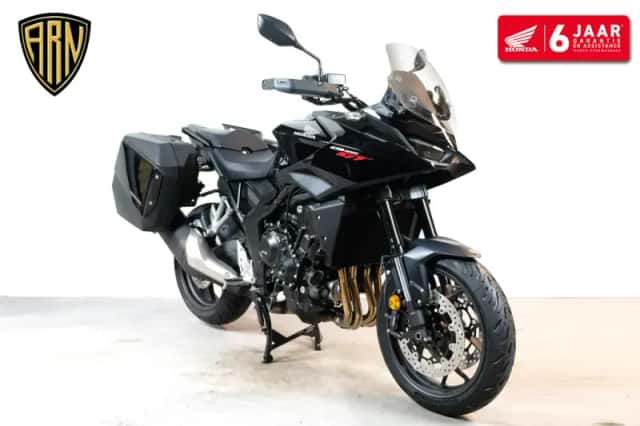 Honda CB 1000GT (2026) thumbnail 2