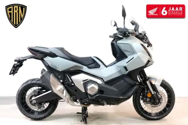 Honda X-ADV (2027) thumbnail 1