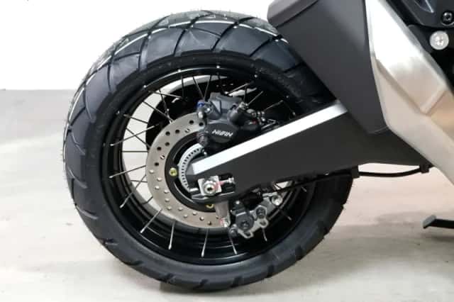 Honda X-ADV (2027) thumbnail 6