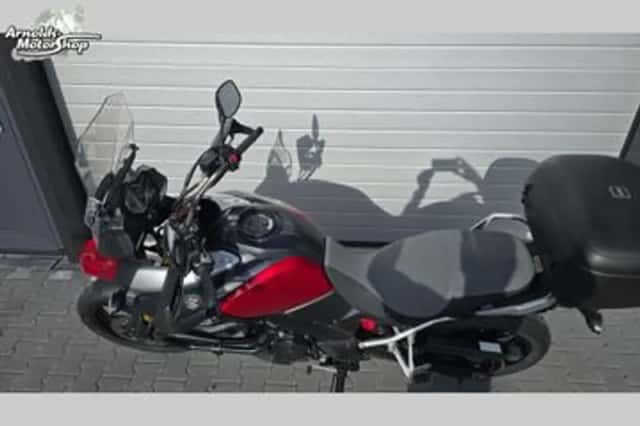 Suzuki V-Strom (2015) thumbnail 6