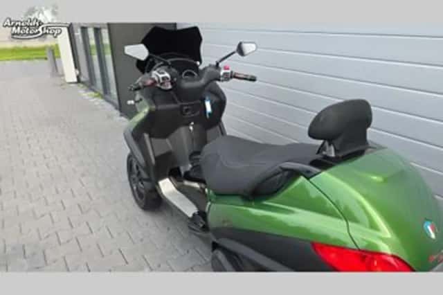 Piaggio MP3 500 (2014) thumbnail 4