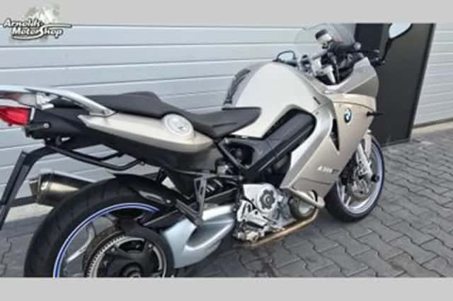BMW F 800 ST (2010) thumbnail 4