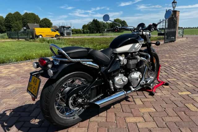 Triumph Chopper Bonneville Speedmaster 1200 (2023) thumbnail 3