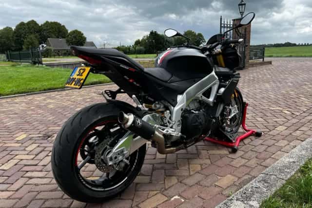 Aprilia Tuono V4 1100 (2020) thumbnail 3