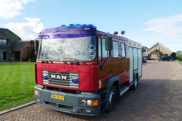 MAN M 18 MC Dutch Fire Brigade Tanker (1999) thumbnail 5