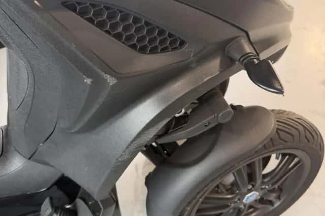 Piaggio MP3 (2023) thumbnail 6