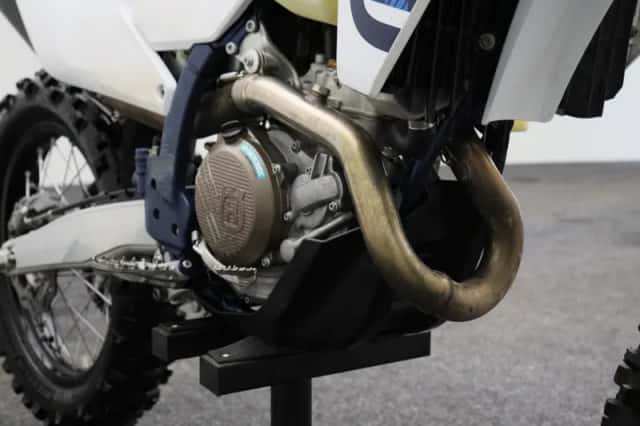 Husqvarna FE 450 (2023) thumbnail 2