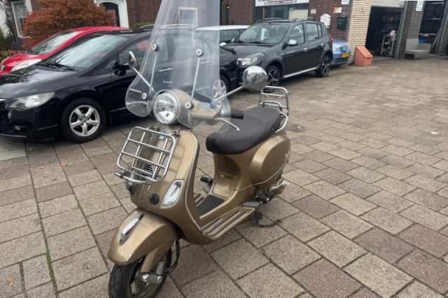 Piaggio LX (2012) thumbnail 1