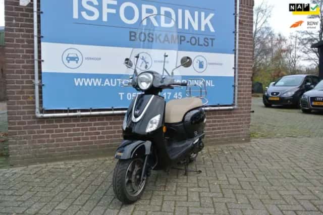 SYM Bromscooter Fiddle III E4 (2018) thumbnail 1