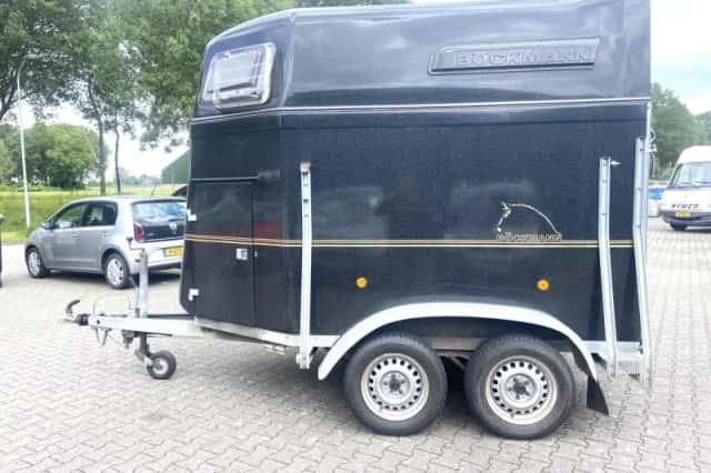 Boeckmann CS 2 paardstrailer met zadelkamer (2002) thumbnail 2
