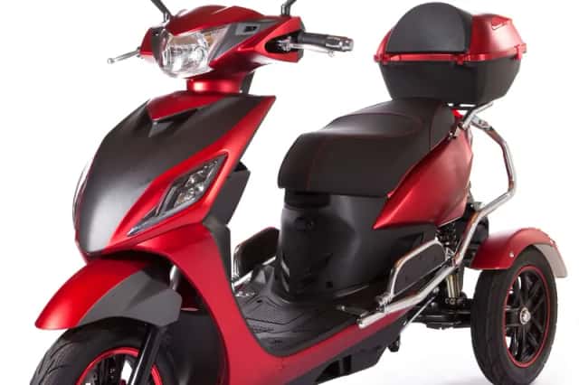 Scooter Nipponia Maxi (2026) thumbnail 2