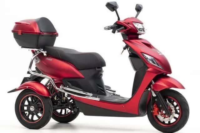 Scooter Nipponia Maxi (2026) thumbnail 4
