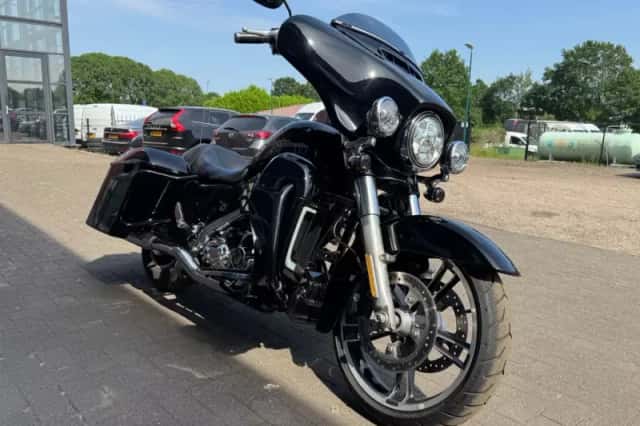 Harley-Davidson Street Glide (2014) thumbnail 3
