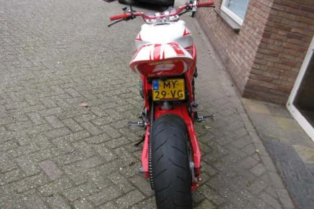 Kawasaki Sport ZXR 750 streetfighter (1991) thumbnail 3