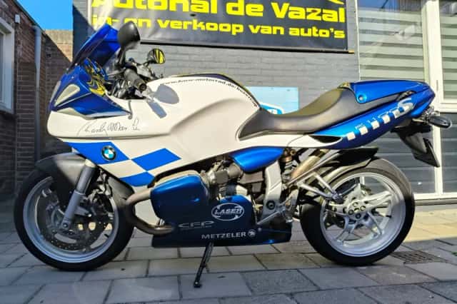 BMW R 1100 S (2000) thumbnail 1