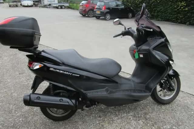 Suzuki Burgman 200 (2015) thumbnail 5