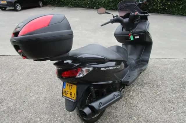 Suzuki Burgman 200 (2015) thumbnail 6