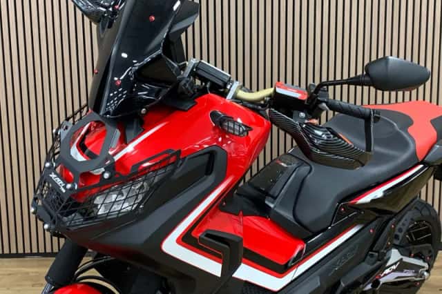 Honda Scooter NC 750 X-ADV (2019) thumbnail 2