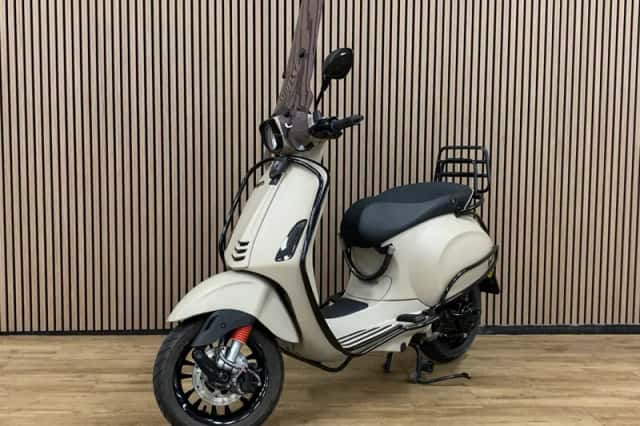 Vespa Sprint (2017) thumbnail 1