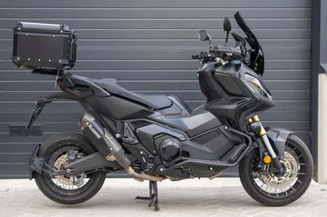 Honda X-ADV 750 (2023) thumbnail 4