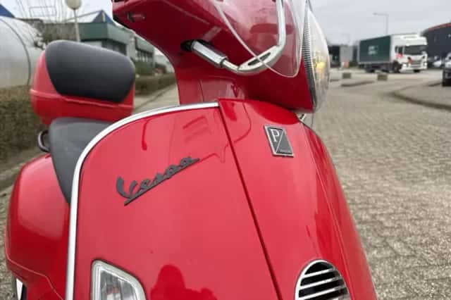 Vespa GTS 250 (2007) thumbnail 5