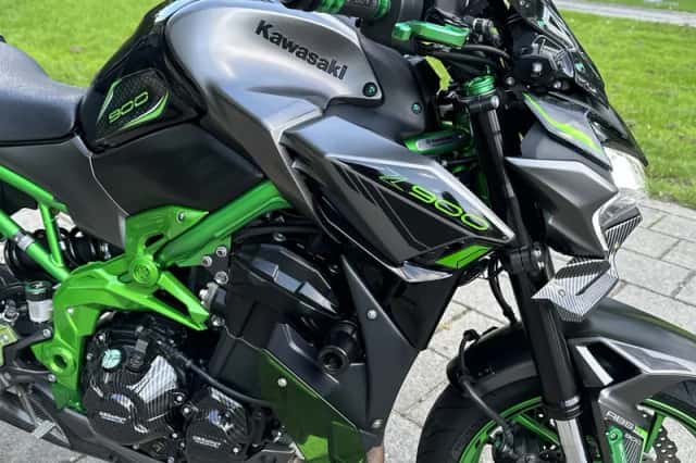 Kawasaki Z900 (2024) thumbnail 3