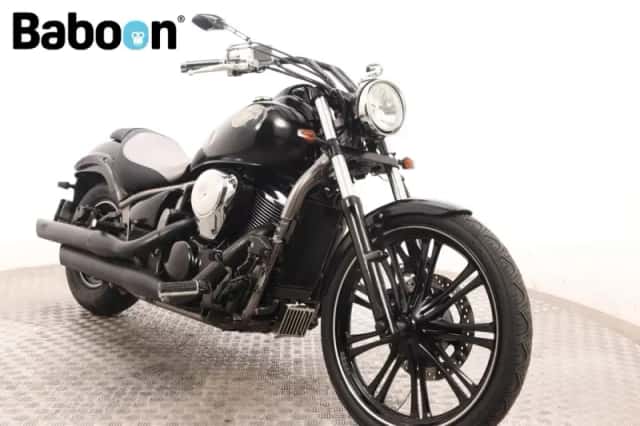 Kawasaki VN 900 Custom (2010) thumbnail 2