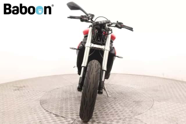 Triumph Street Triple S (2017) thumbnail 3