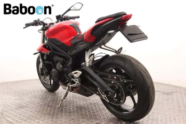 Triumph Street Triple S (2017) thumbnail 6