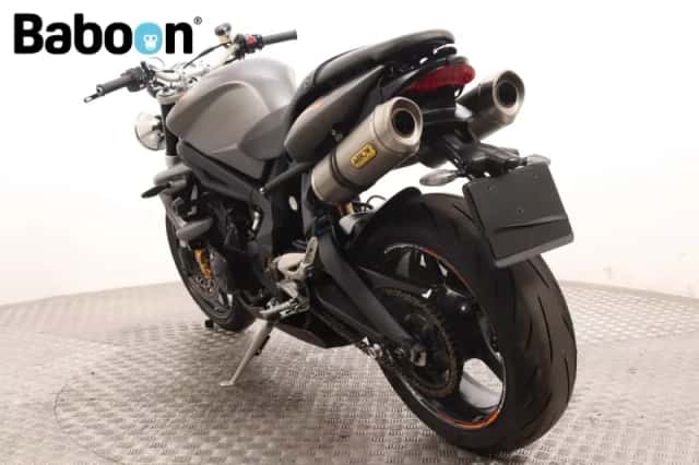 Triumph Street Triple R (2011) thumbnail 6