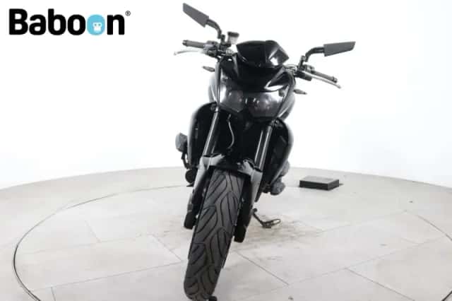 Kawasaki Z750 (2007) thumbnail 3