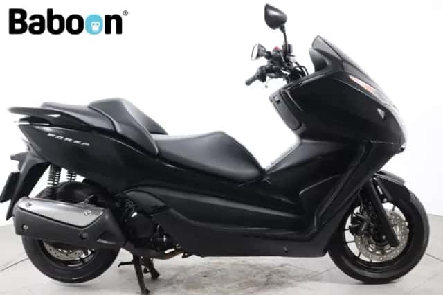 Honda Forza 300 (2013) thumbnail 1