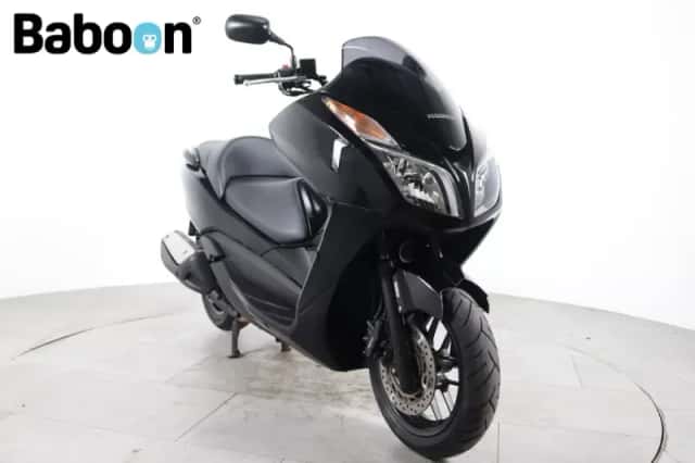 Honda Forza 300 (2013) thumbnail 2