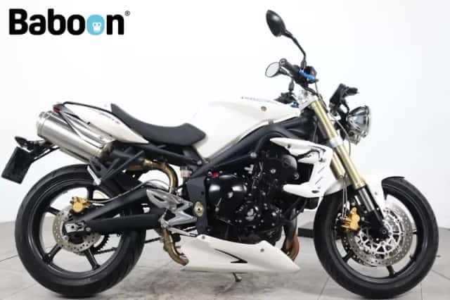 Triumph Street Triple (2009) thumbnail 1