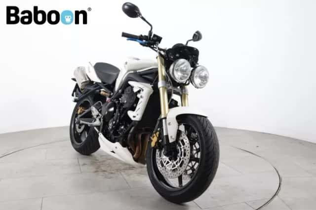Triumph Street Triple (2009) thumbnail 2