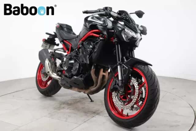 Kawasaki Z900 (2021) thumbnail 2