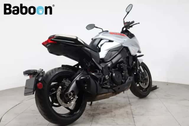 Suzuki GSX-S1000 (2022) thumbnail 2