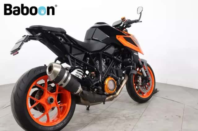 KTM 1290 SuperDuke R (2020) thumbnail 2