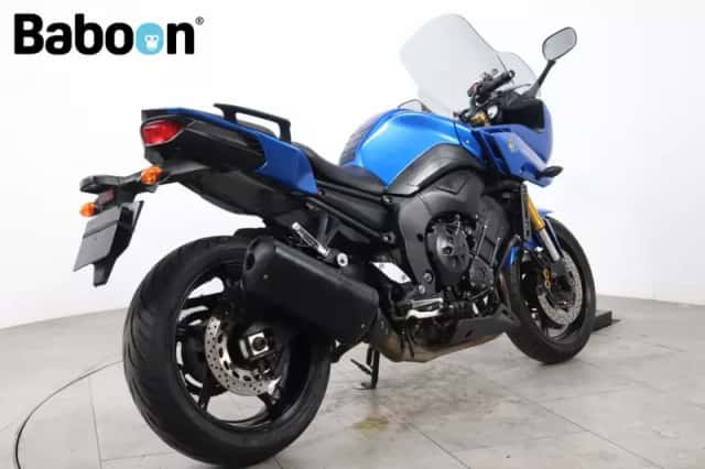 Yamaha FZ8 (2010) thumbnail 2