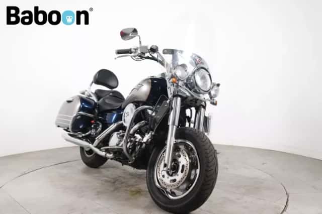 Kawasaki VN1600 Classic Tourer (2005) thumbnail 4
